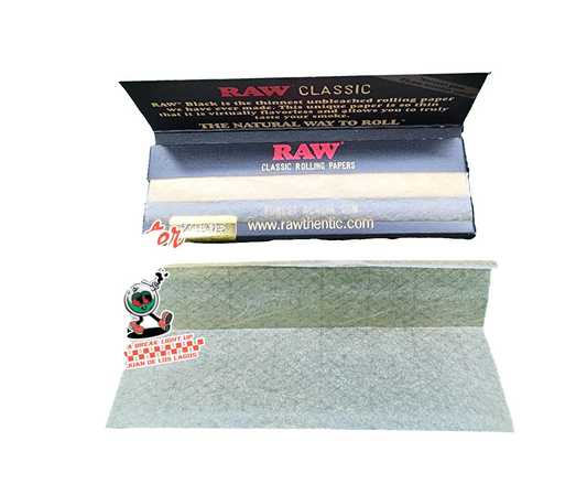 RAW BLACK PAPELES