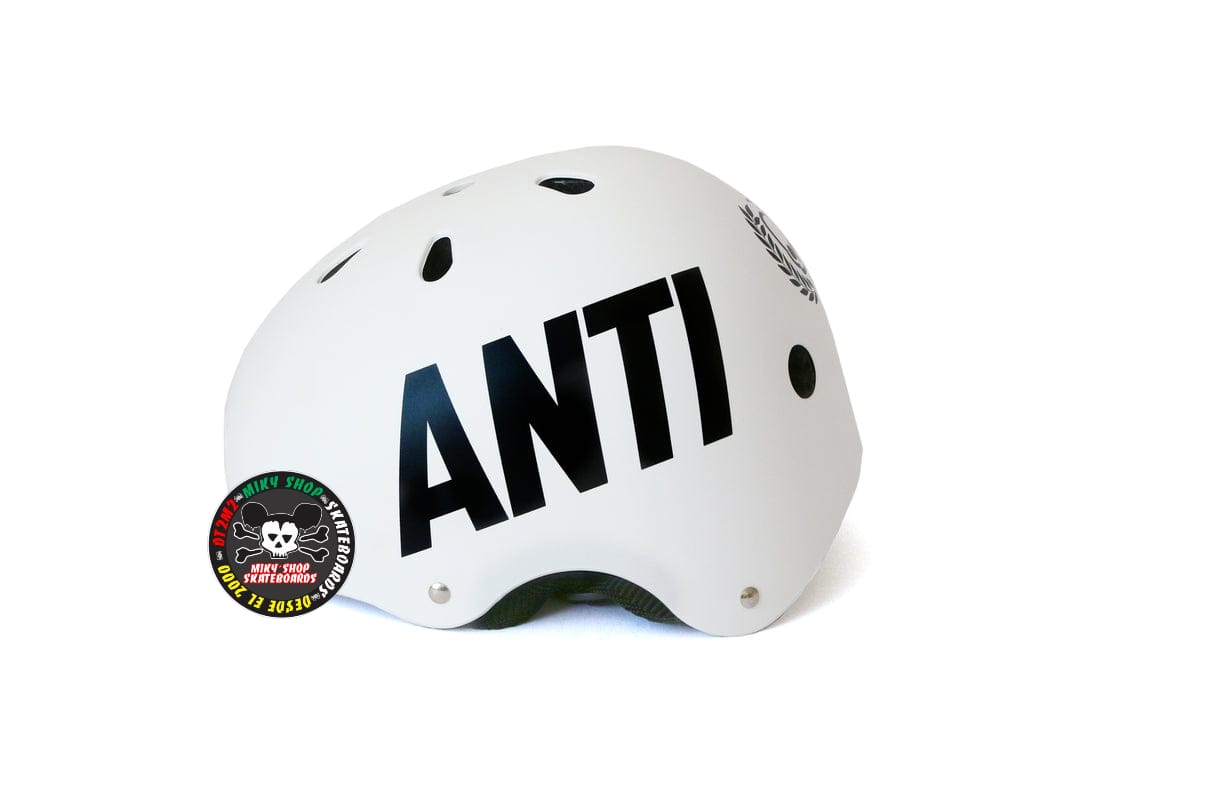 CASCO SKATE ANTIFASHION