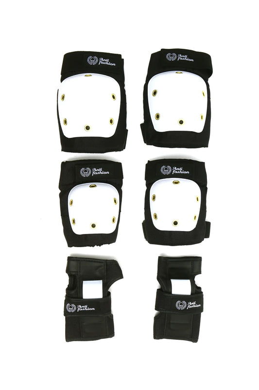 PROTECCIONES ANTIFASHION BLANCO