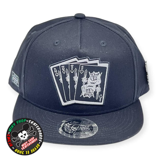 GORRA ANTIFASHION CARTAS