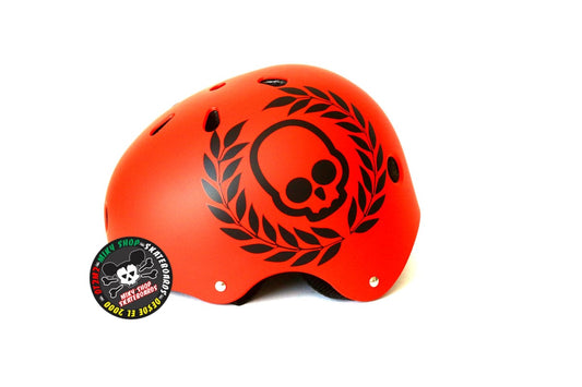 CASCO SKATE ANTIFASHION