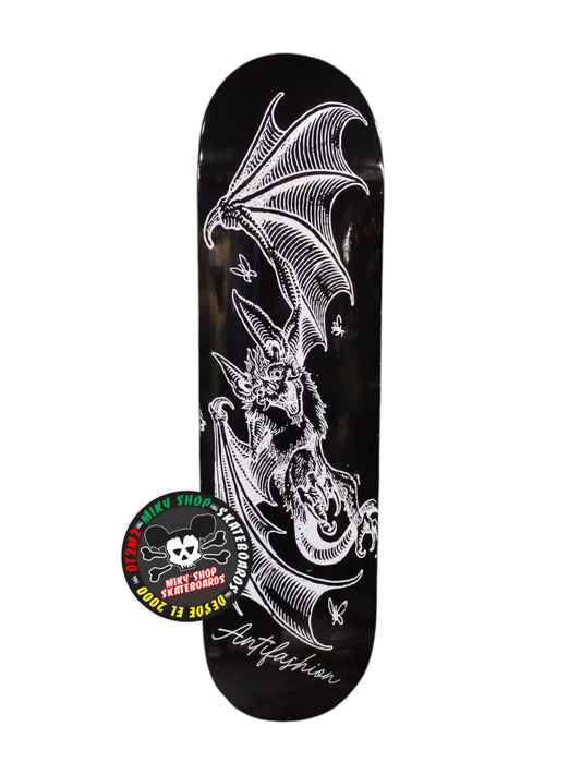 TABLA ANTIFASHION BAT